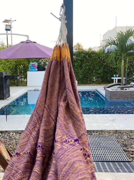 הוילה Carmen de Apicalá Casa Palma Roja Boutique , Piscina Privada מראה חיצוני תמונה