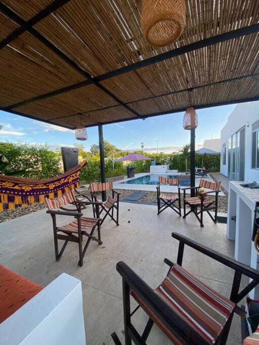הוילה Carmen de Apicalá Casa Palma Roja Boutique , Piscina Privada מראה חיצוני תמונה